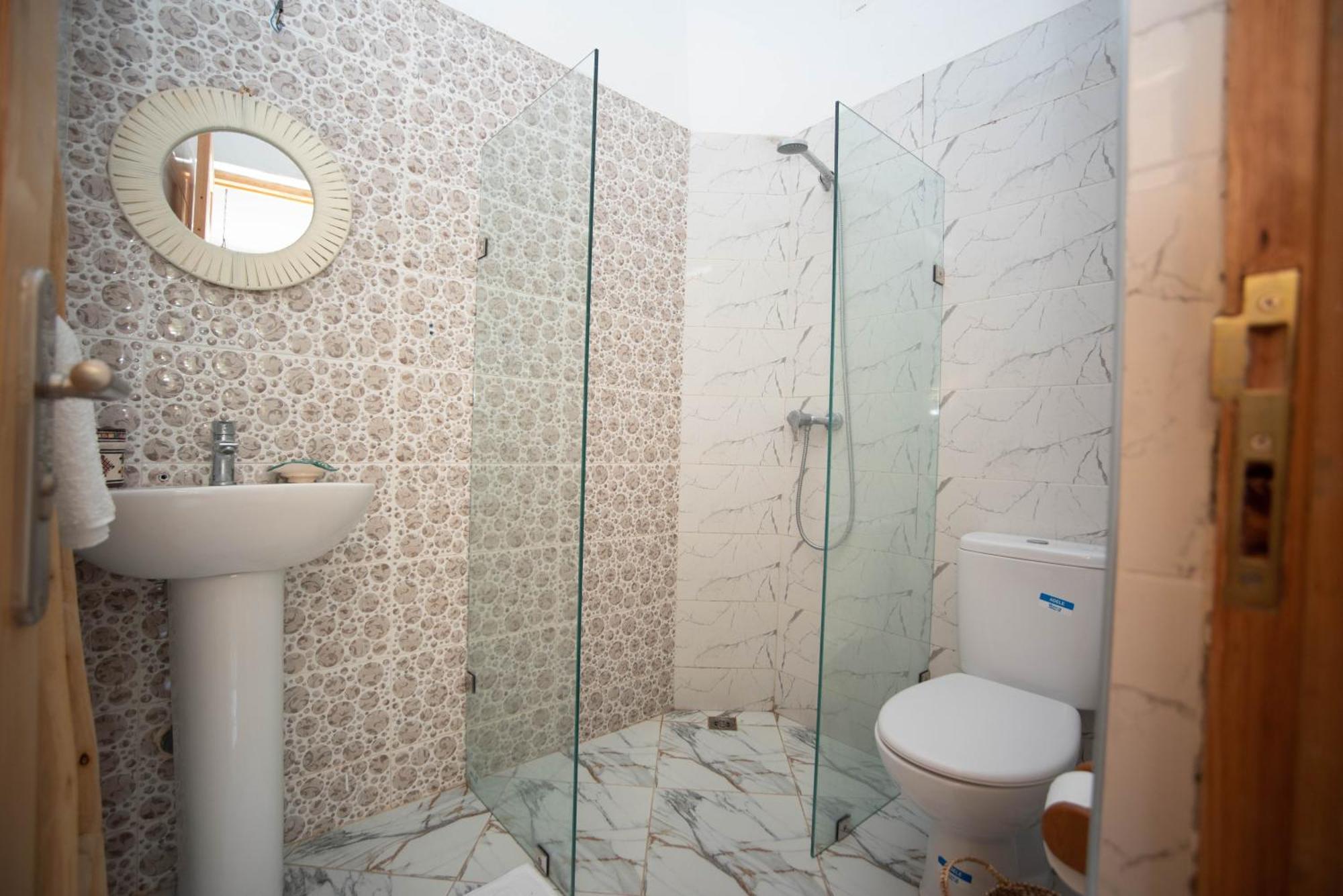 Villa Les Jardins Fleuris 4 Bedrooms 索维拉 外观 照片