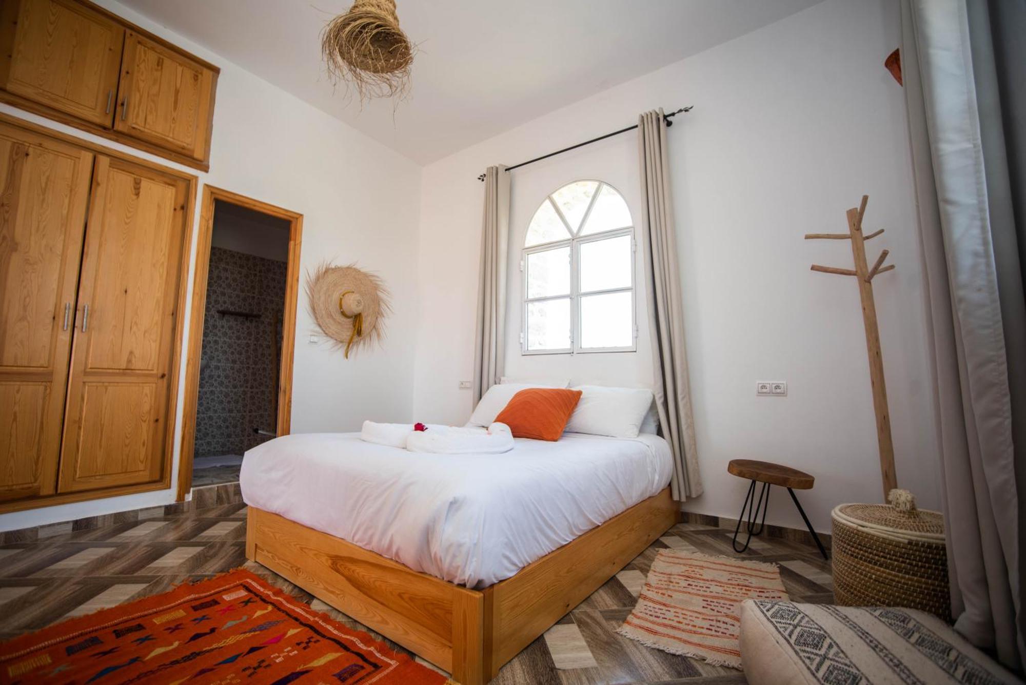 Villa Les Jardins Fleuris 4 Bedrooms 索维拉 外观 照片
